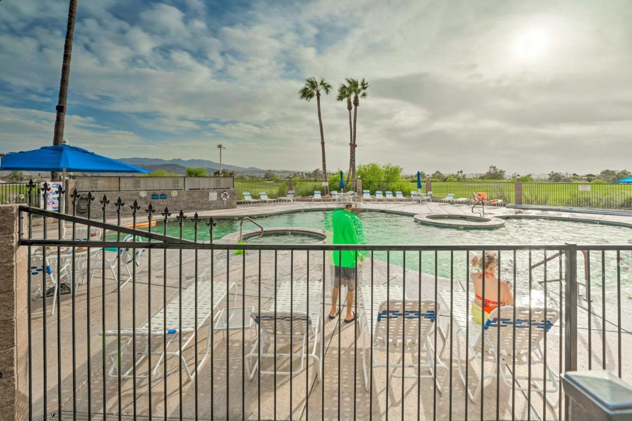 Lake Havasu Condo With Pool Access 1 Block To Beach مدينة ليك هافاسو المظهر الخارجي الصورة